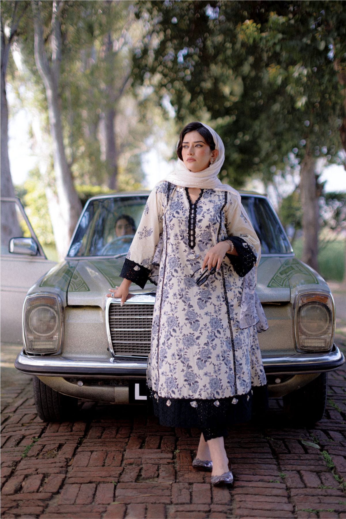 Off White Floral Shirt with Dupatta