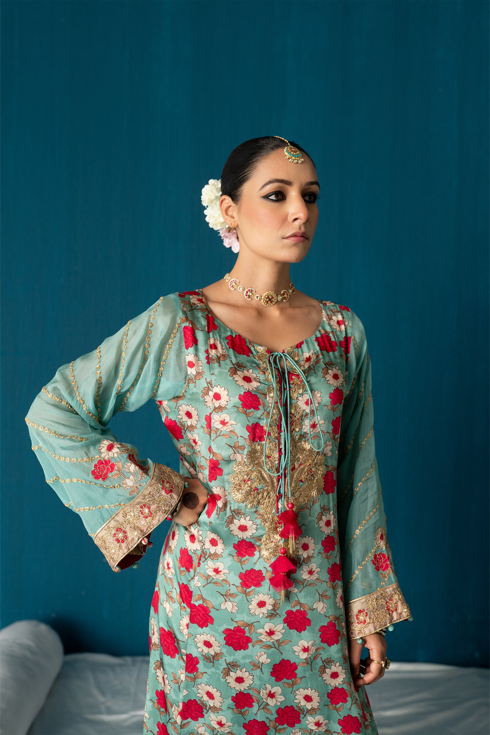 Aairah- Paisley Kurta Set with Dupatta - Blue