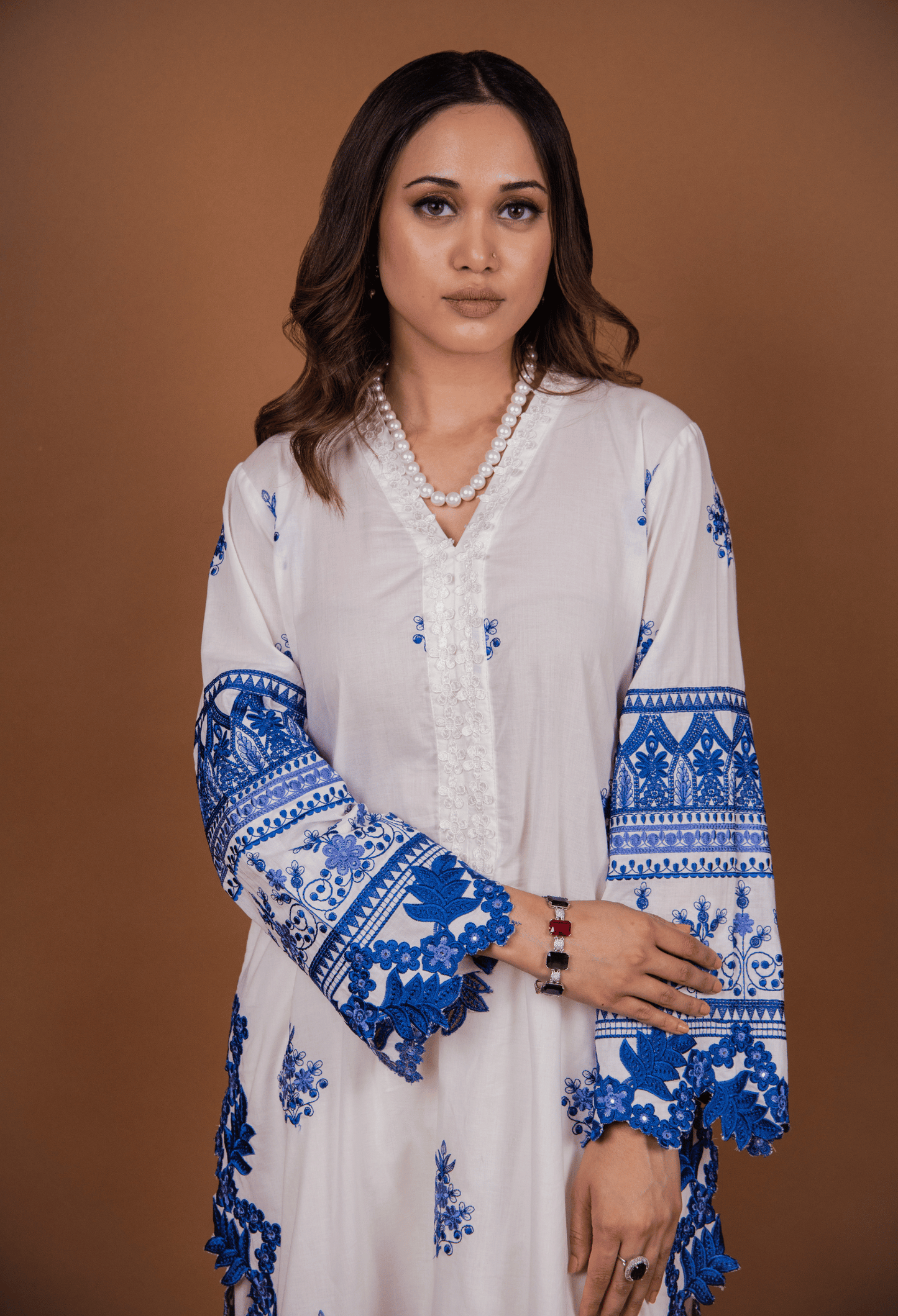 Floral Cutwork Kurta Set - White & Blue