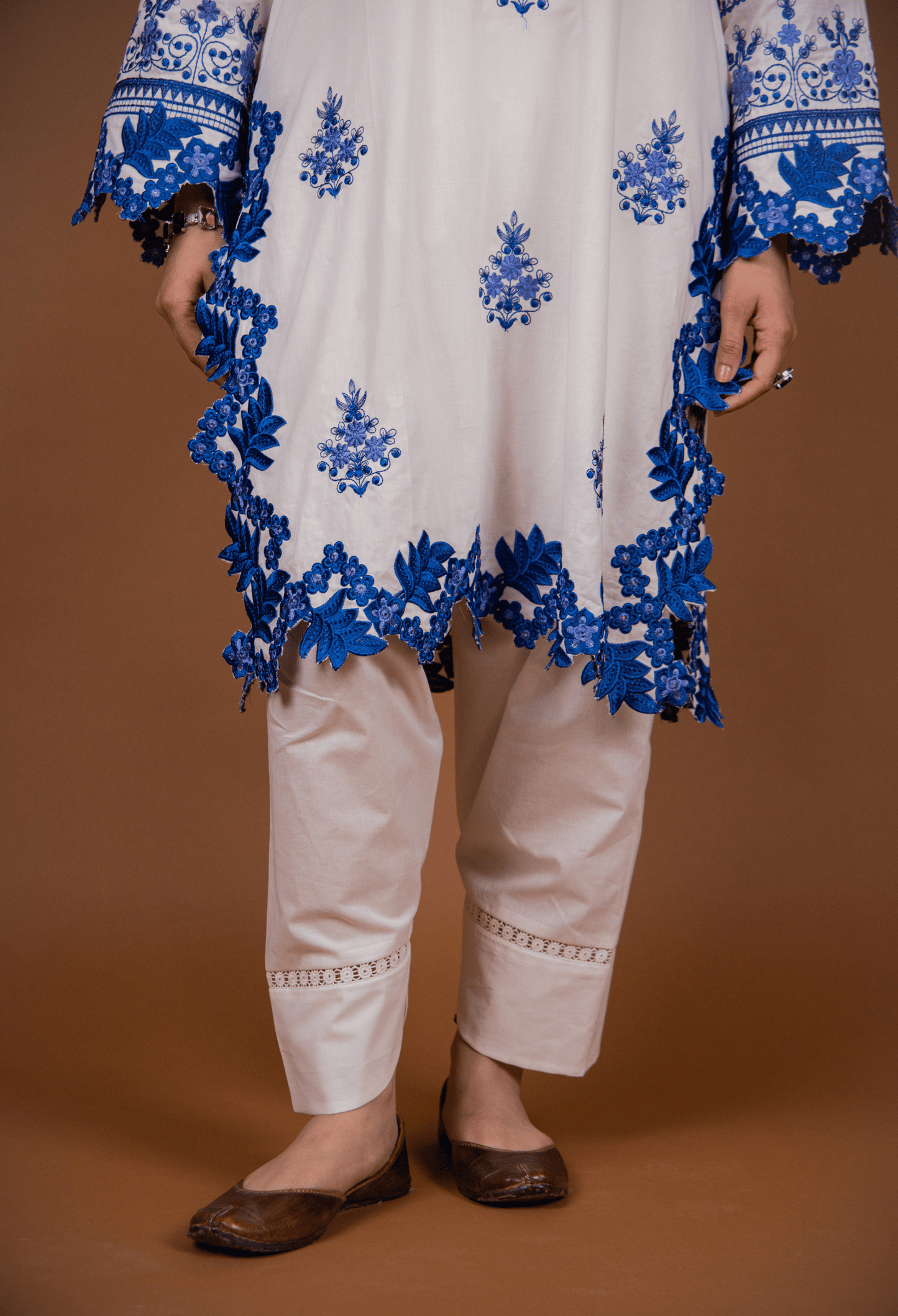 Floral Cutwork Kurta Set - White & Blue