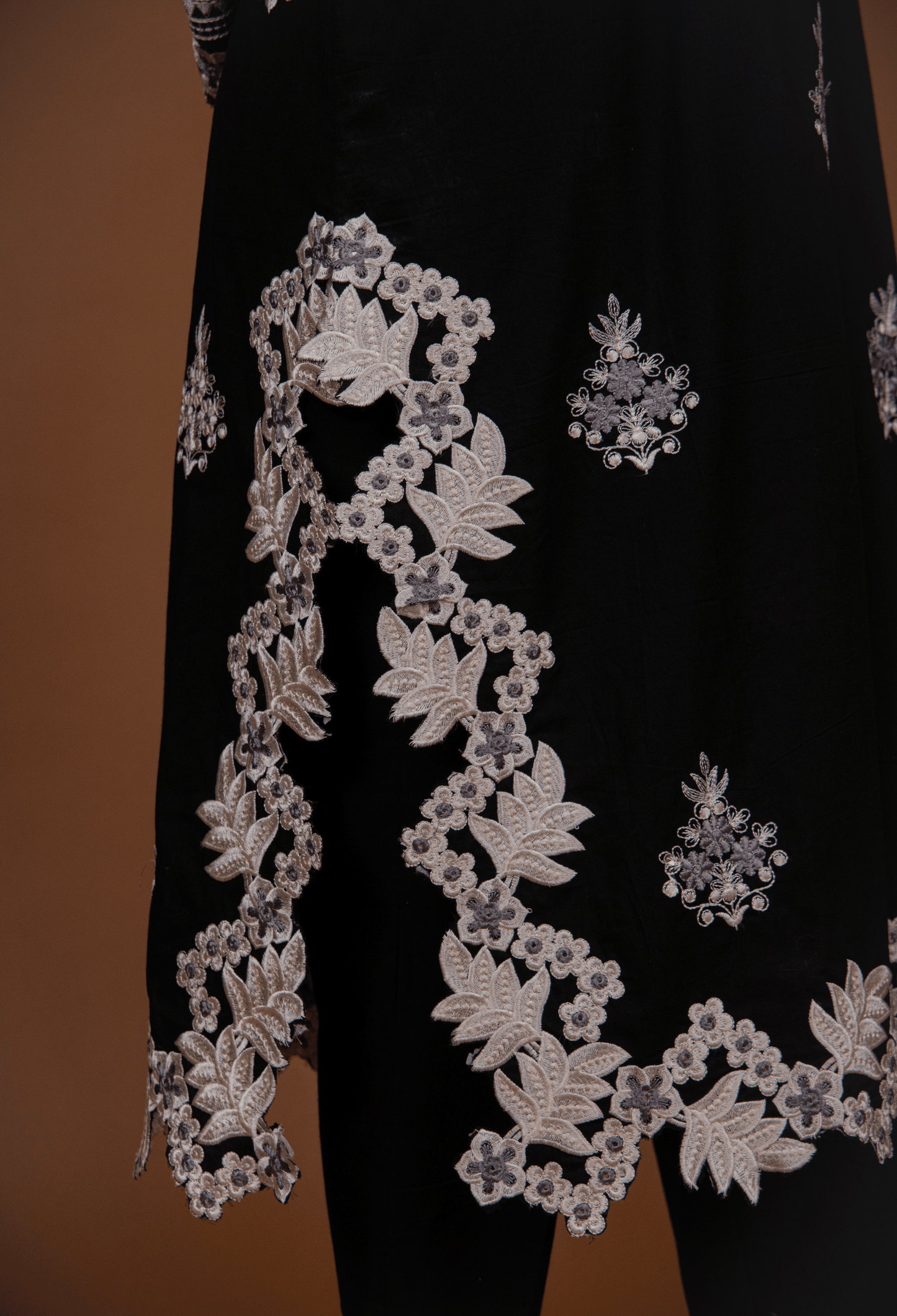 Floral Cutwork Kurta Set - Black