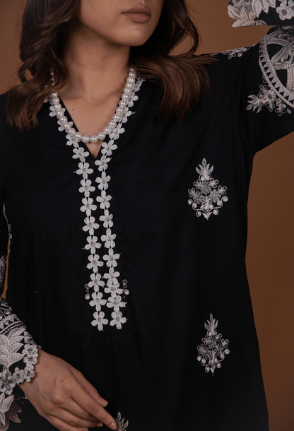 Floral Cutwork Kurta Set - Black